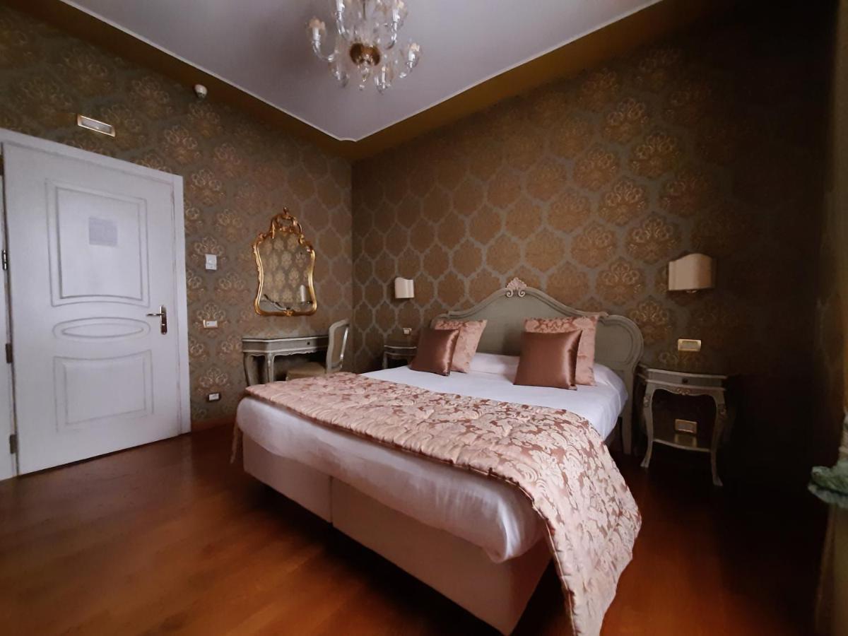 Acomodação com café da manhã  Murano Palace Murano