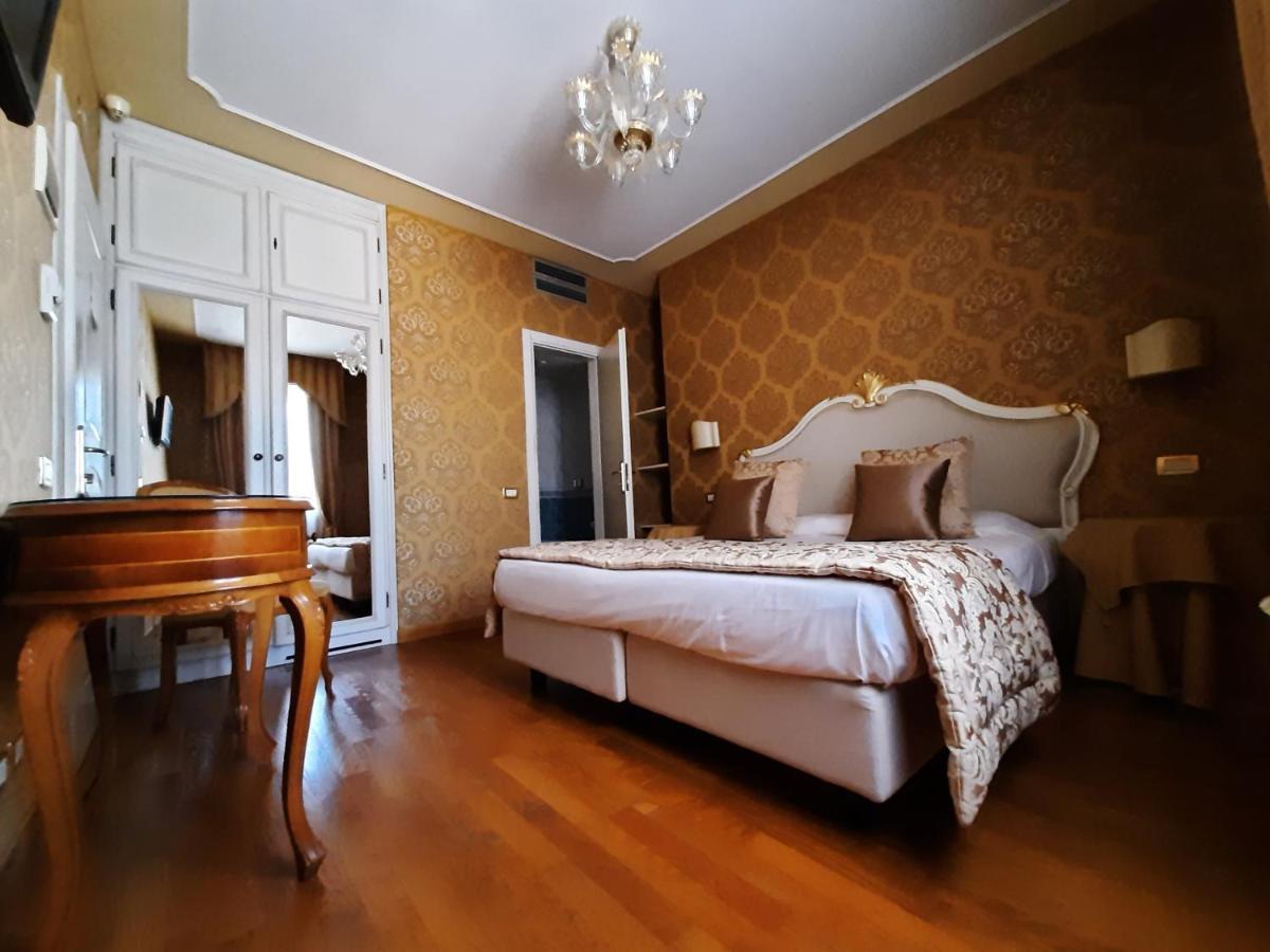 Murano Palace Acomodação com café da manhã 