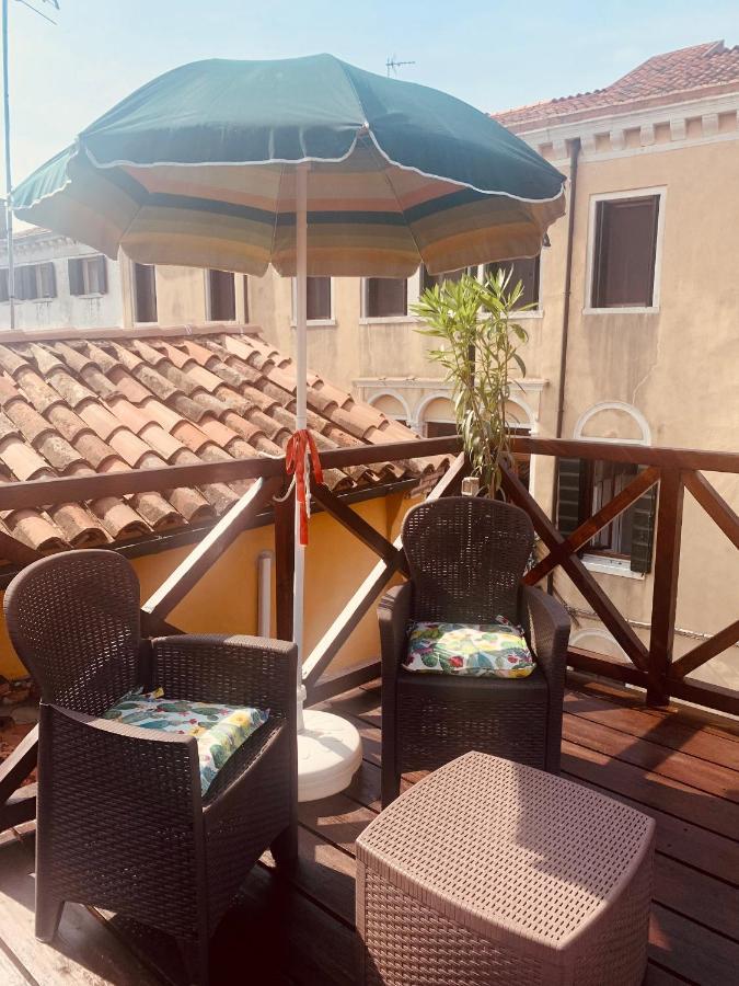 Attico Con Altana Homestay *