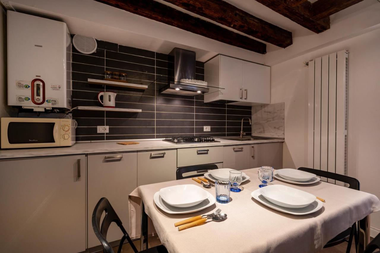 San Giacomo Pied-a-terre House By Wonderful Italy Apartment *