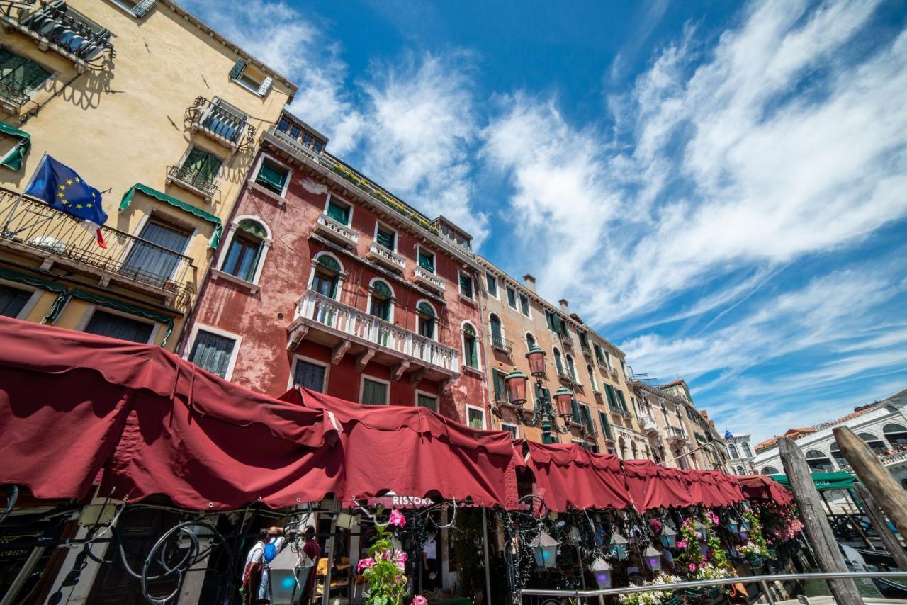 Royal Rialto - Grand Canal View *