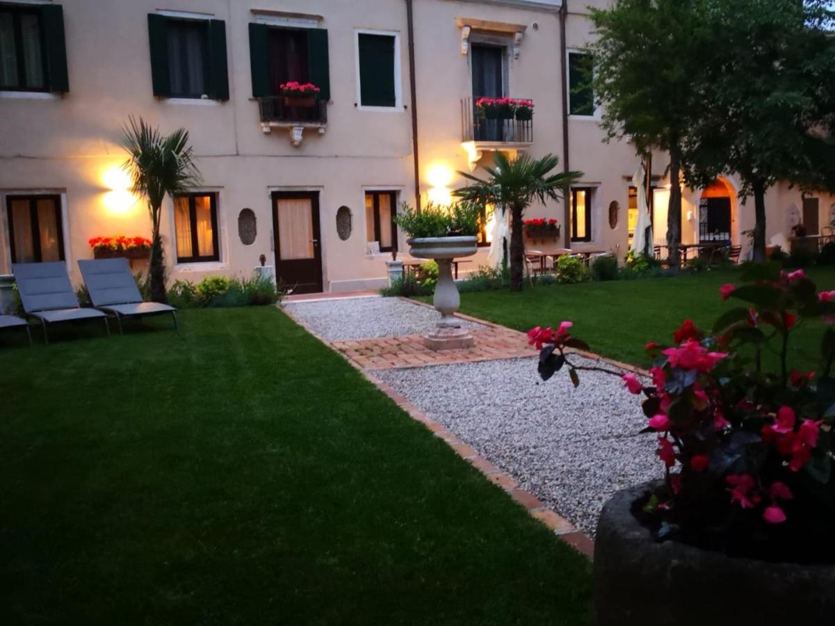 Cinqueteste Luxury Casa de hóspedes 2*