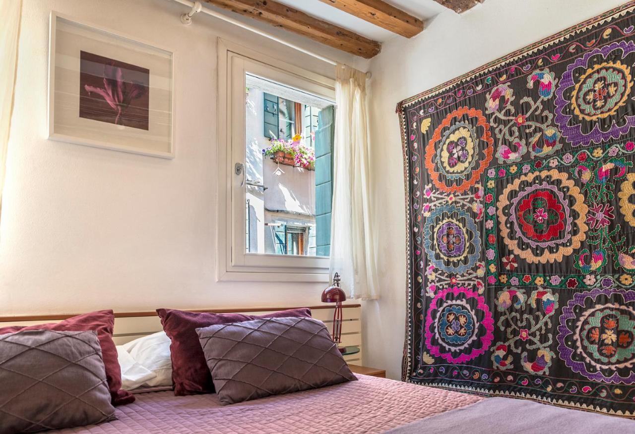 Piccolo - Cozy In The Heart Of Authentic