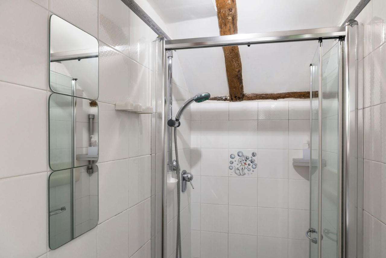 Piccolo - Cozy In The Heart Of Authentic Apartment