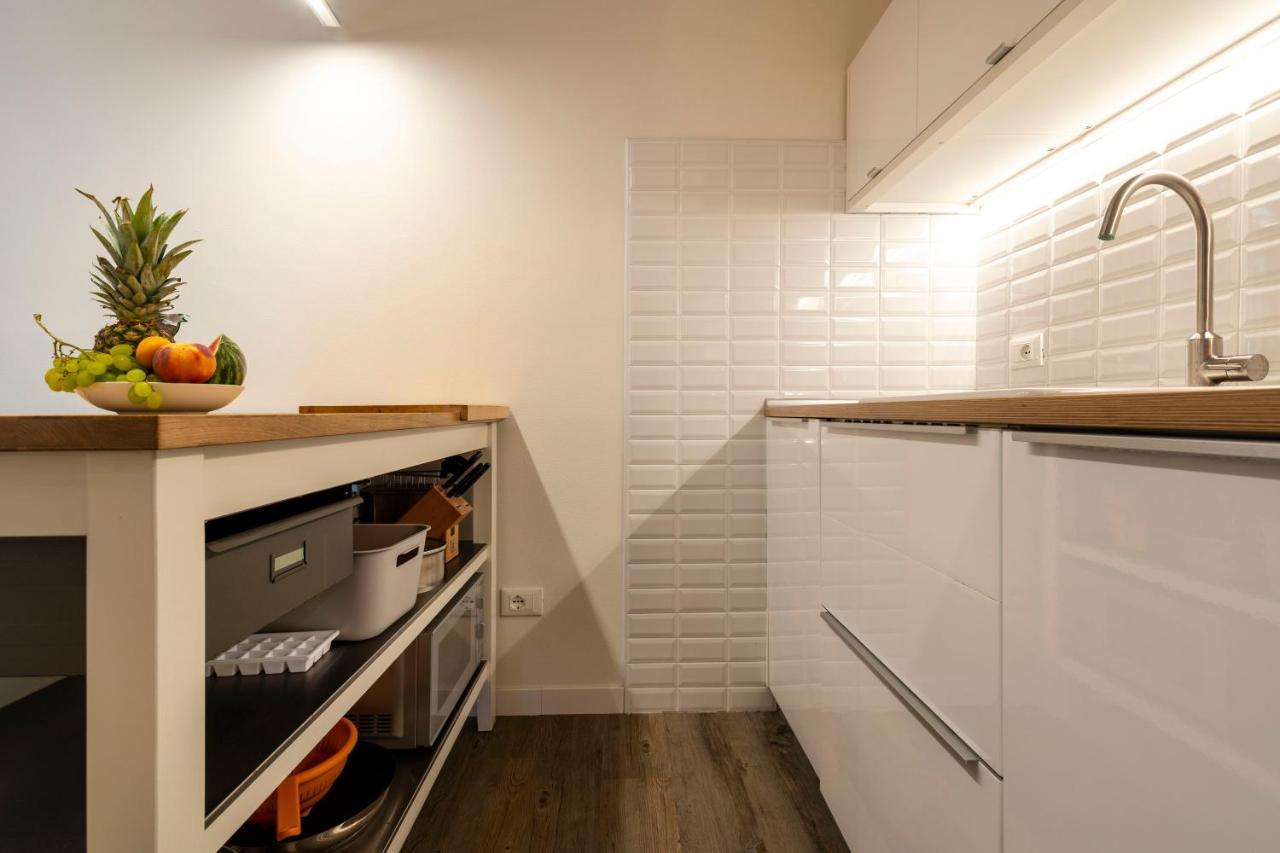 Snug With Private Courtyard M0270422677 Apartment