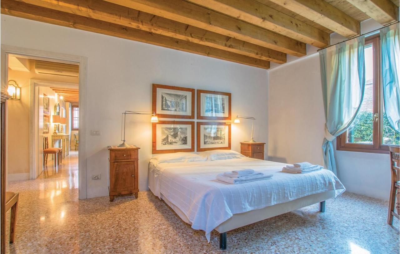 Estuario Apartamento *