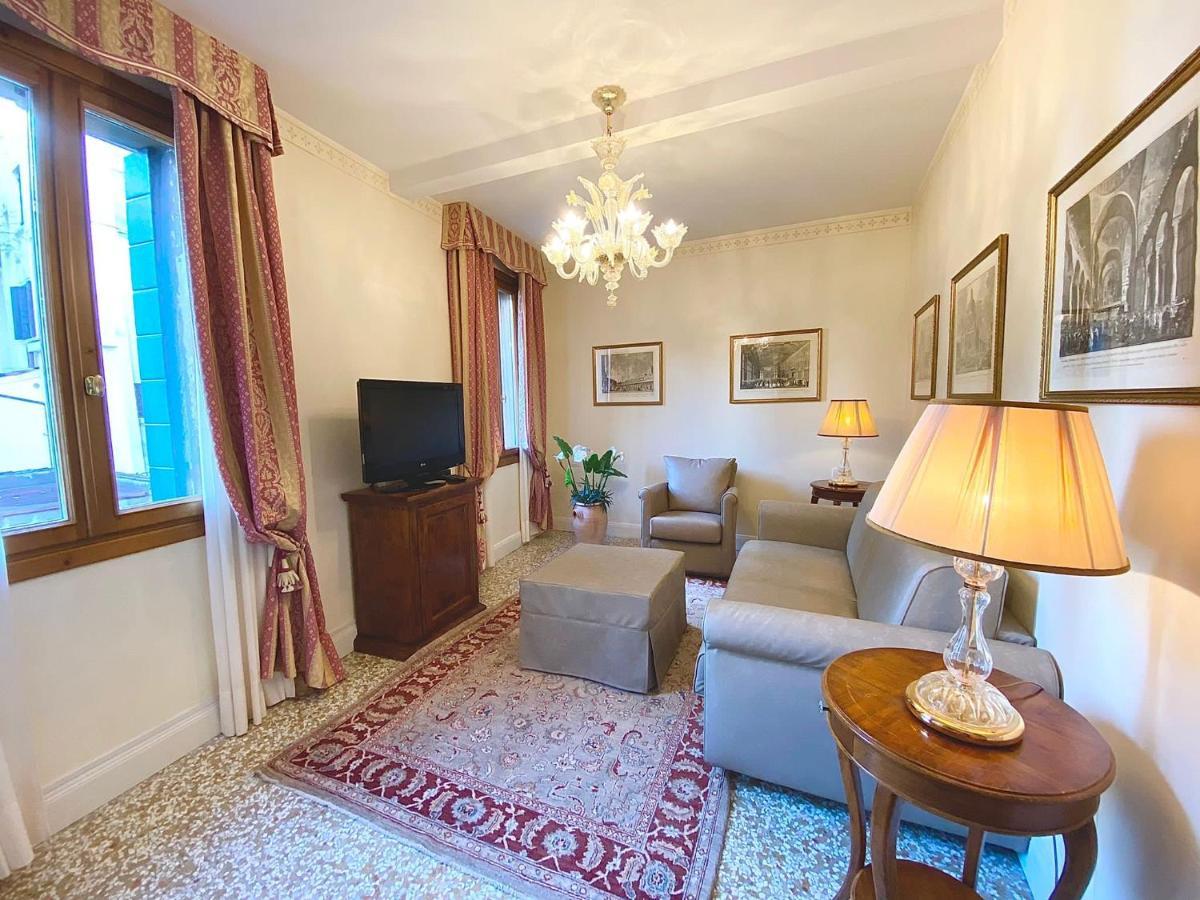 San Gregorio Apartment *