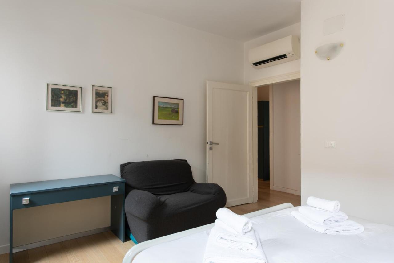 Lance With Lift, 2 Minutes Walk From The Train Station