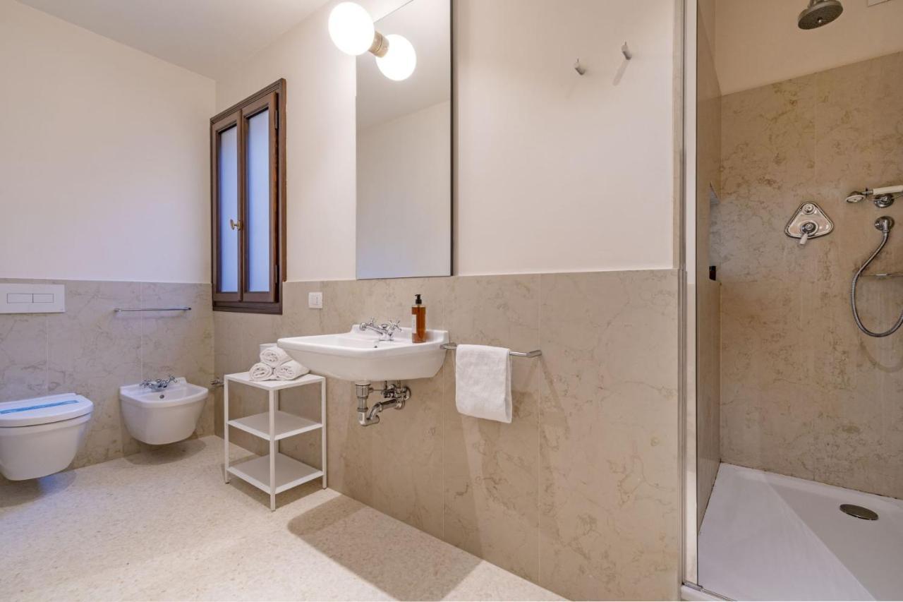 Sensale Apartment