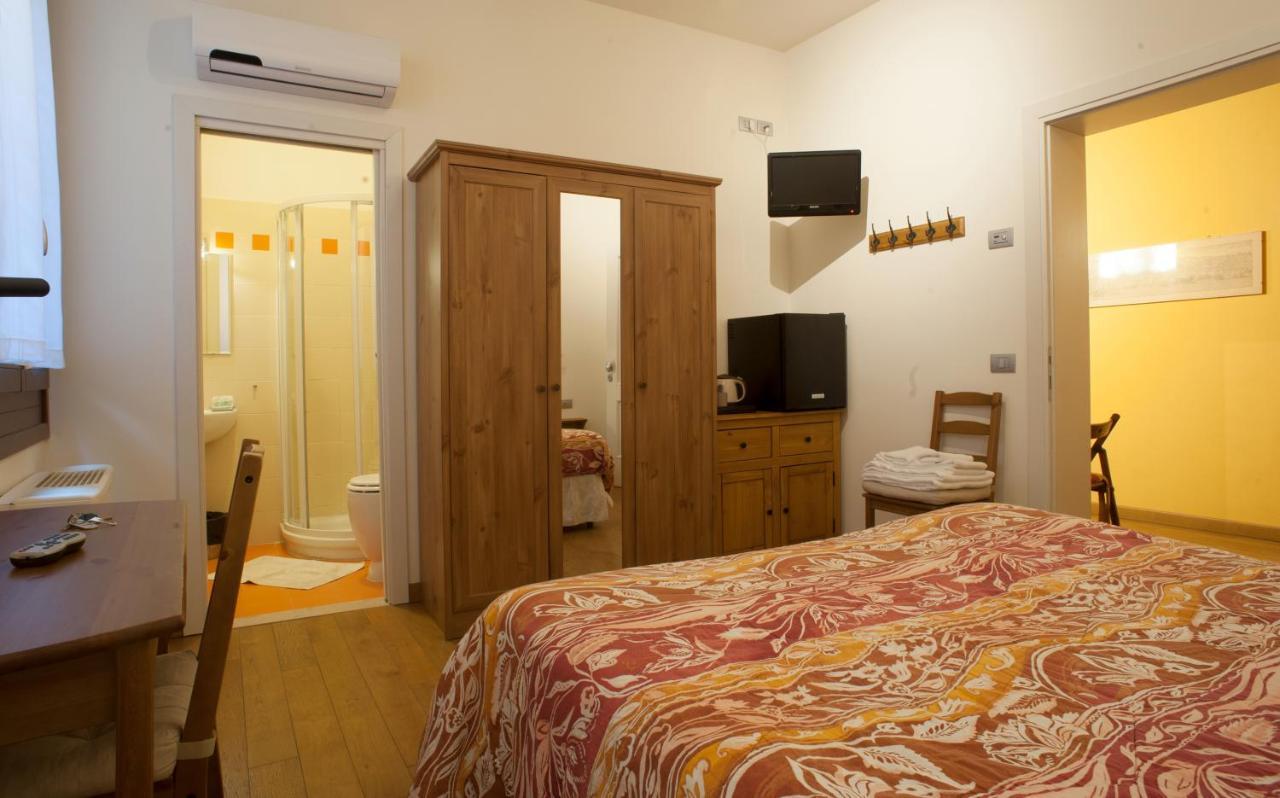 Ai Tagliapietra Guest house 2*