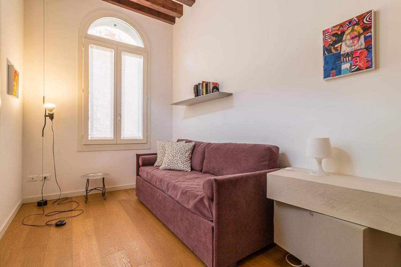 Appartamento Gallery House *