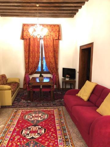 Odoni Aparthotel *