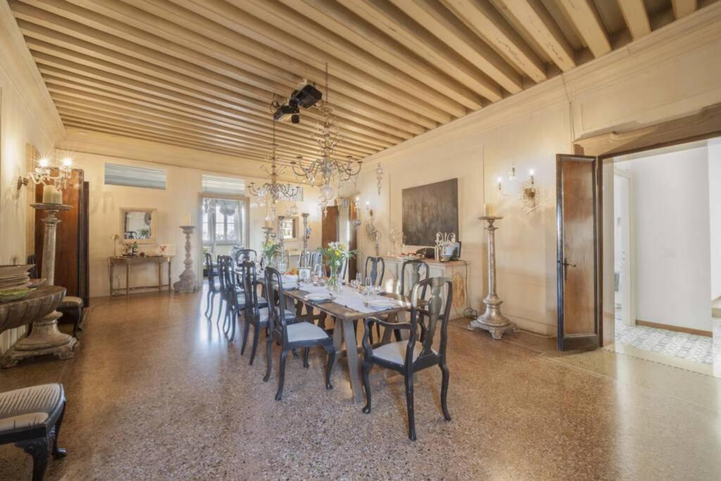 Ca' Erizzo Dream Apartment, Spectacular Views From The Amazing Terrace! Venice