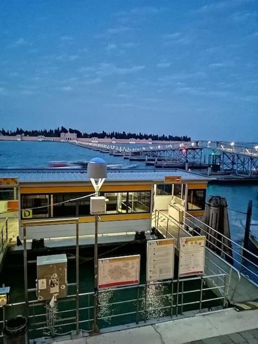 Ca' Sull' Acqua Holiday home Venice