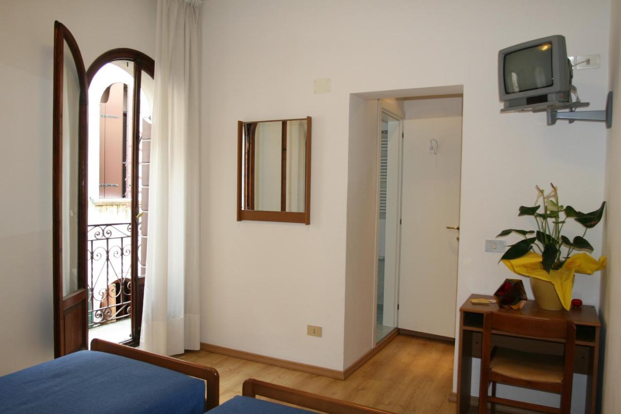 Caprera Hotel
