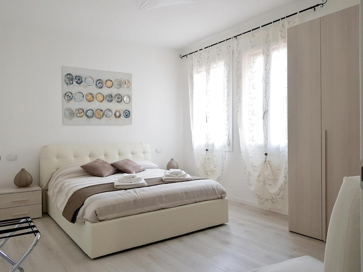 Ca' Dea Gondoea Apartment Venice