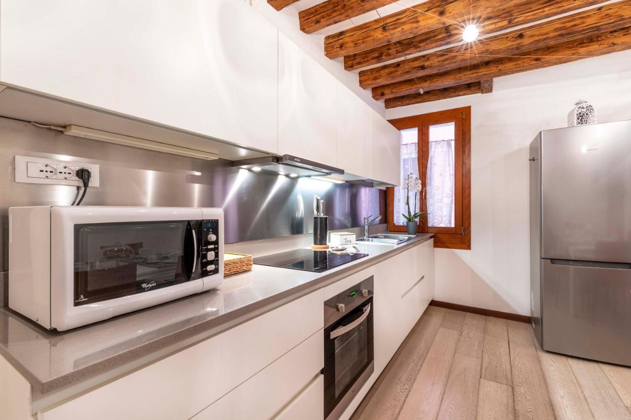 Central Apt Venezia