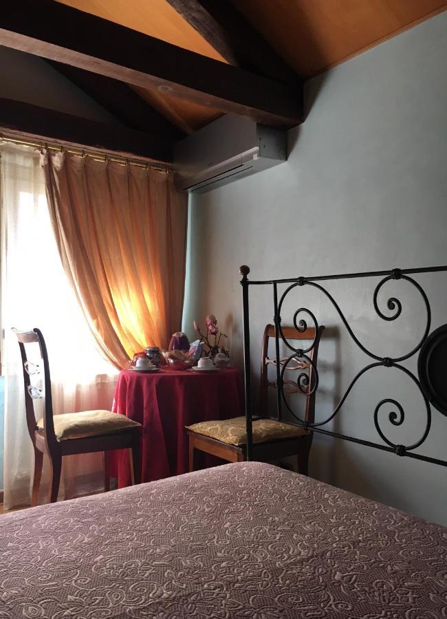 Attico Con Altana Homestay Venice