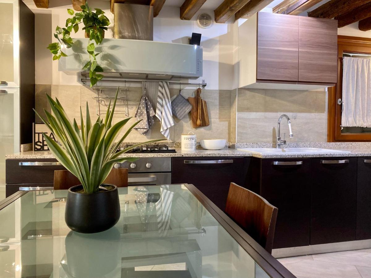 Lovely Apartment *