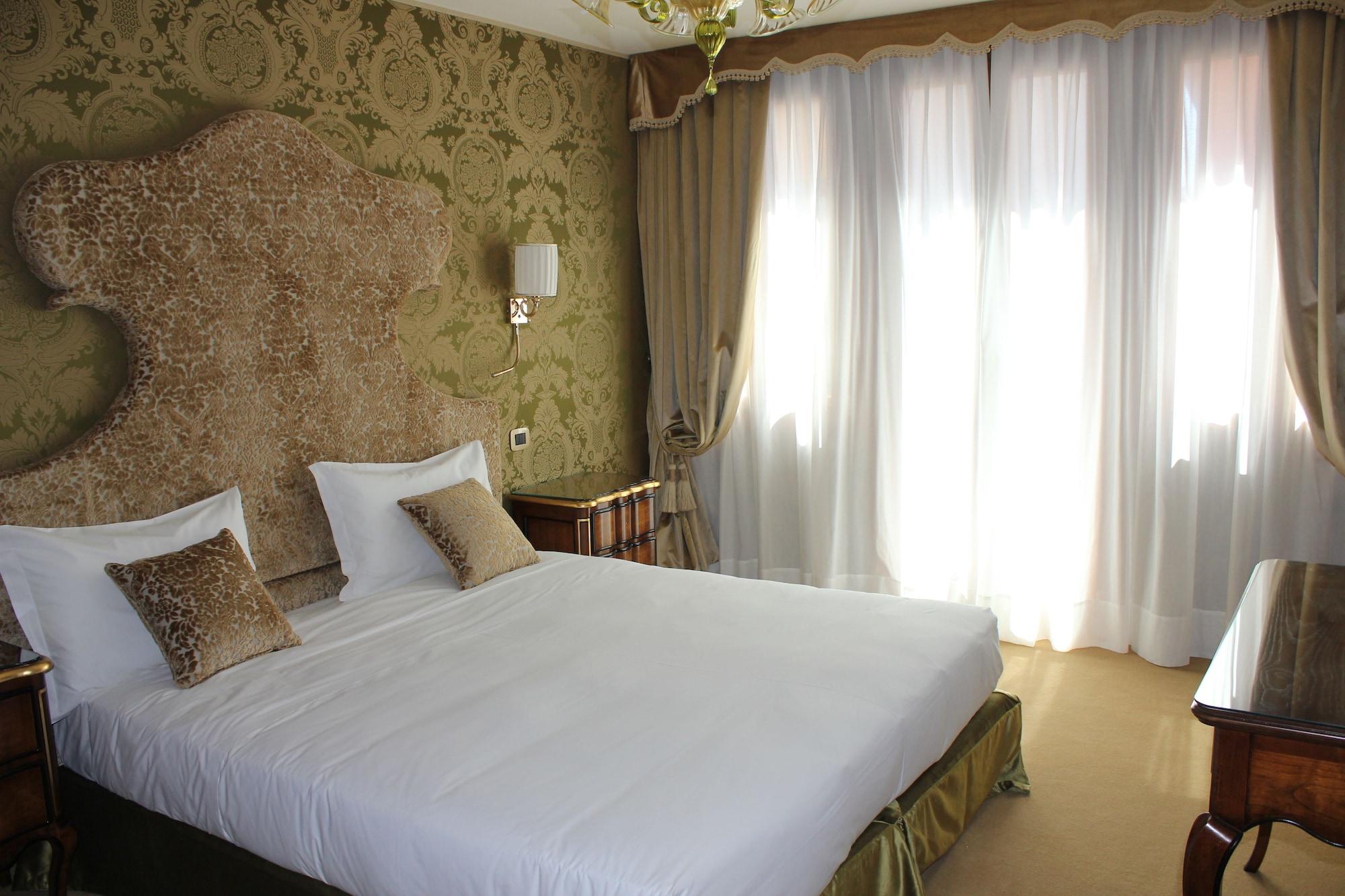 Hotel Casanova 4*