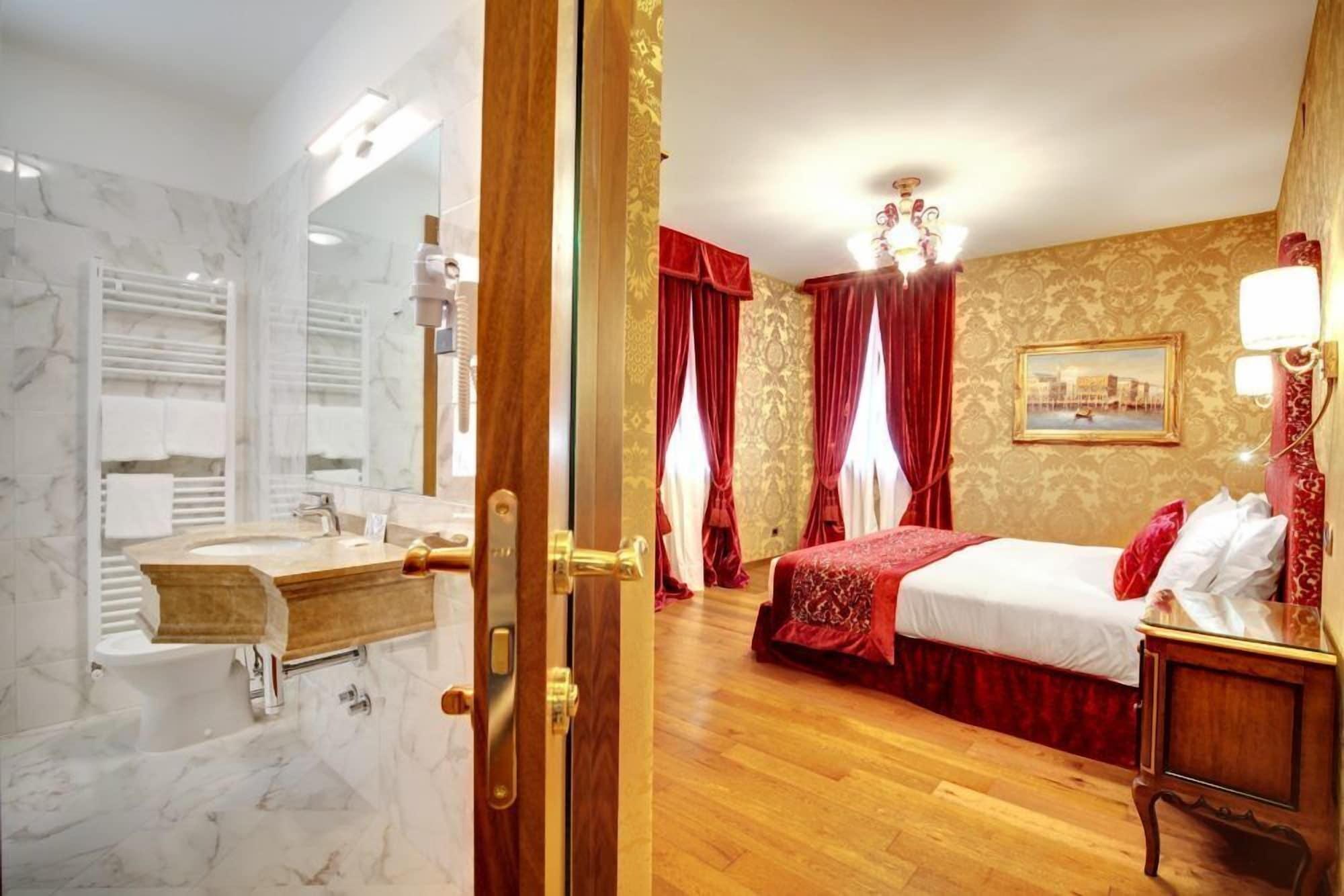 Hotel Casanova