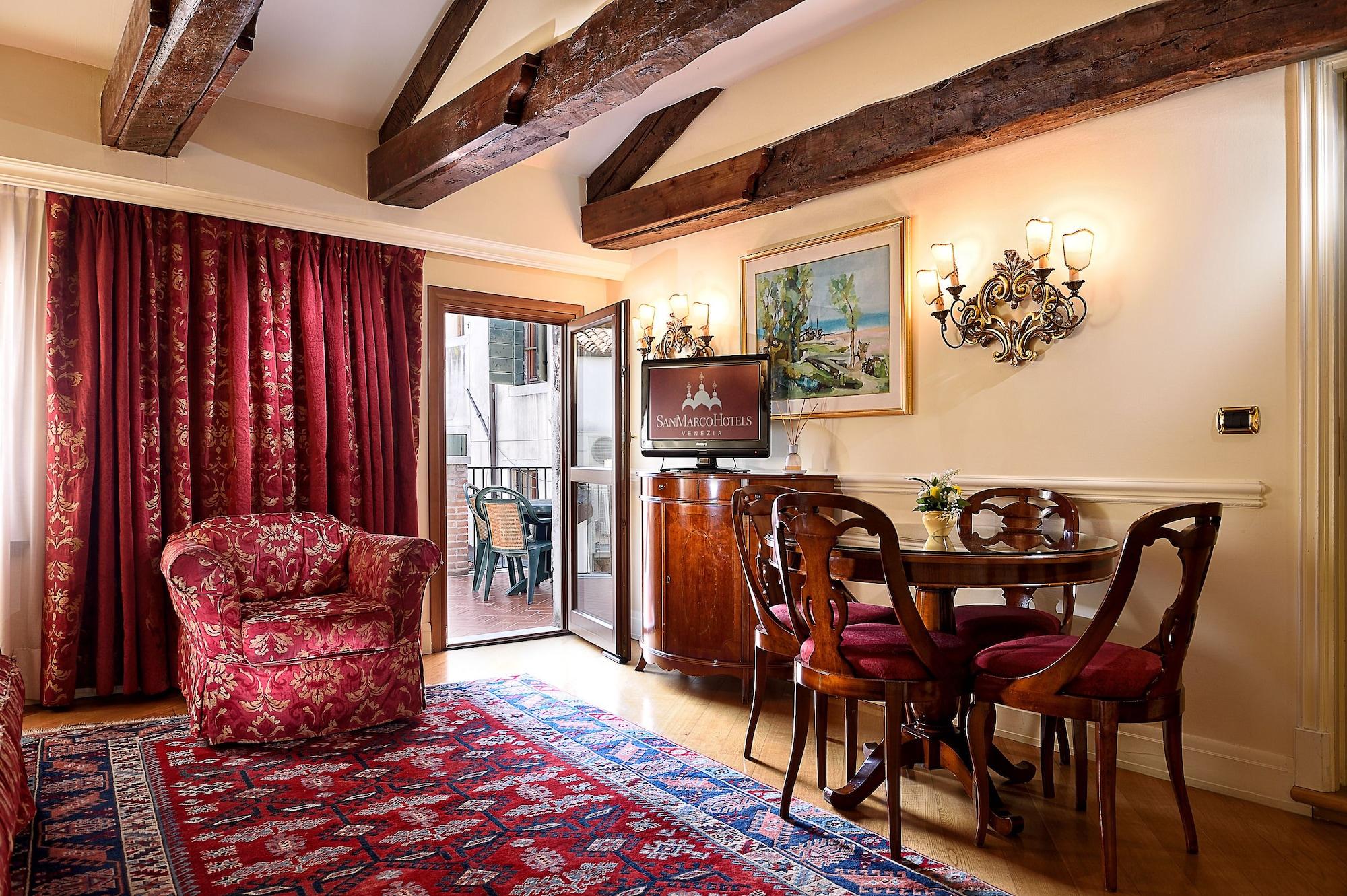 Hotel Torre Dell'orologio