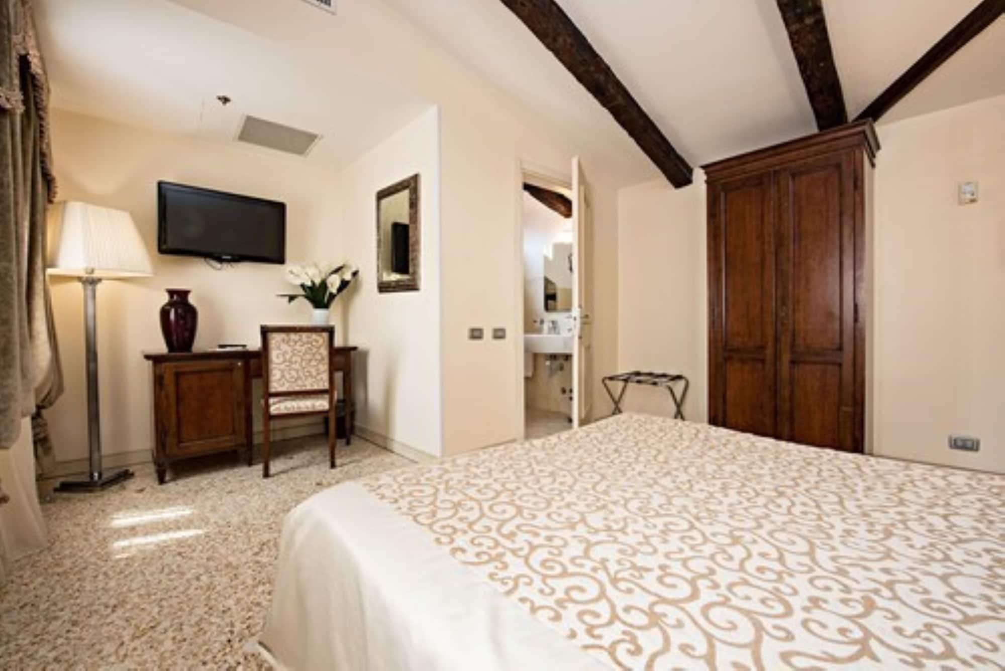 Hotel Dell'opera Veneza