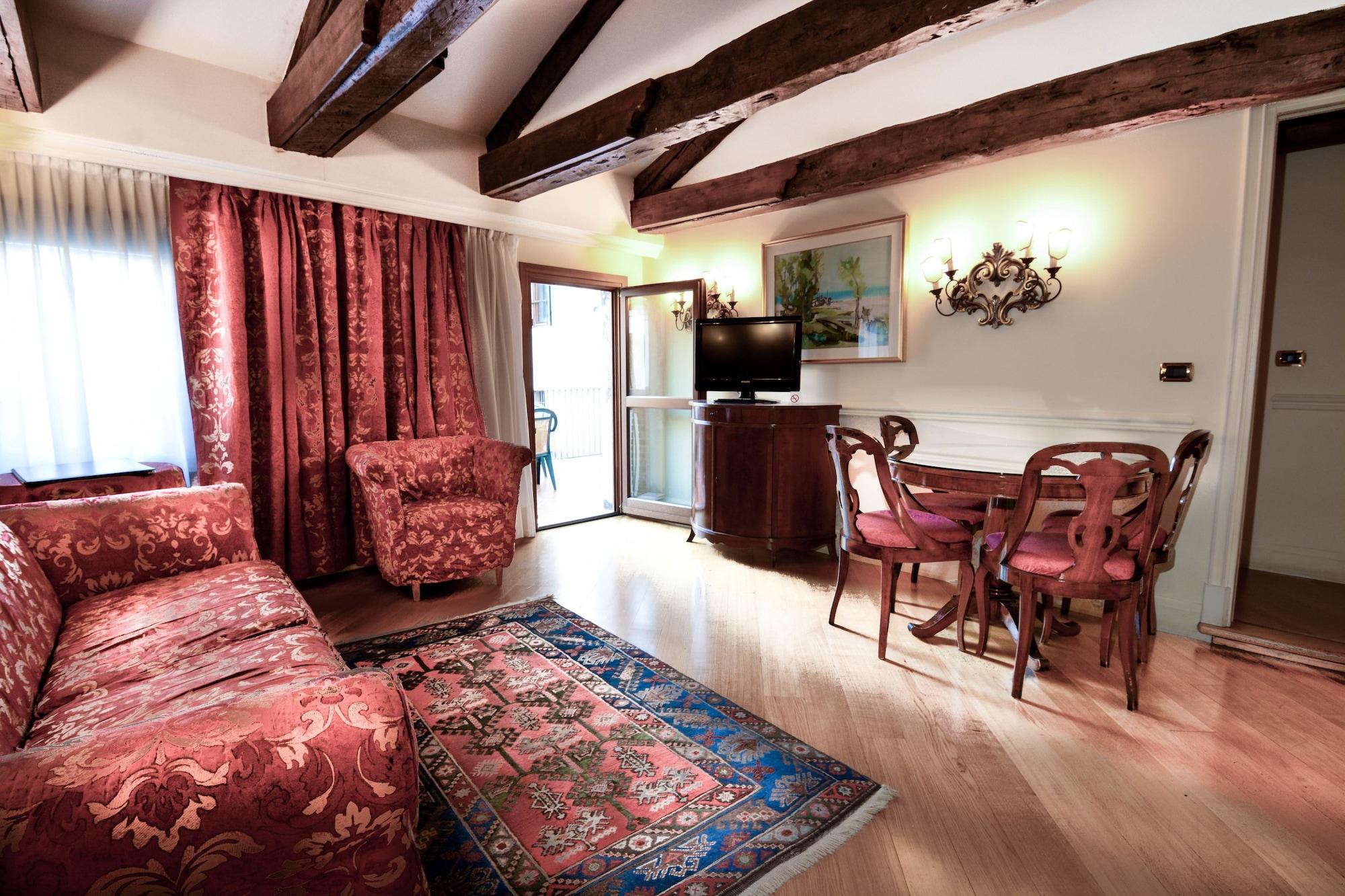 Torre Dell'orologio Hotel