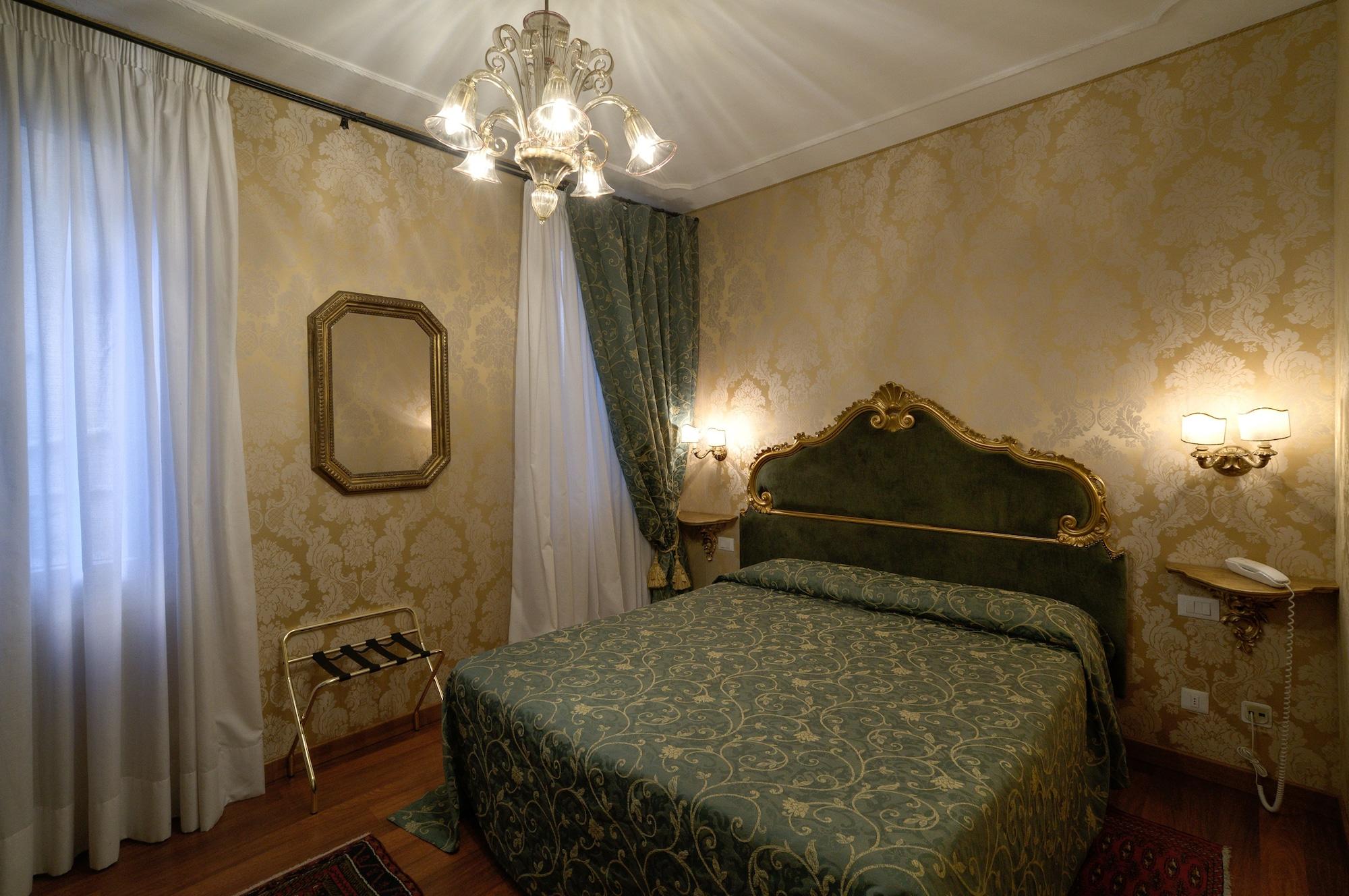 Hotel Bel Sito E Berlino 3*