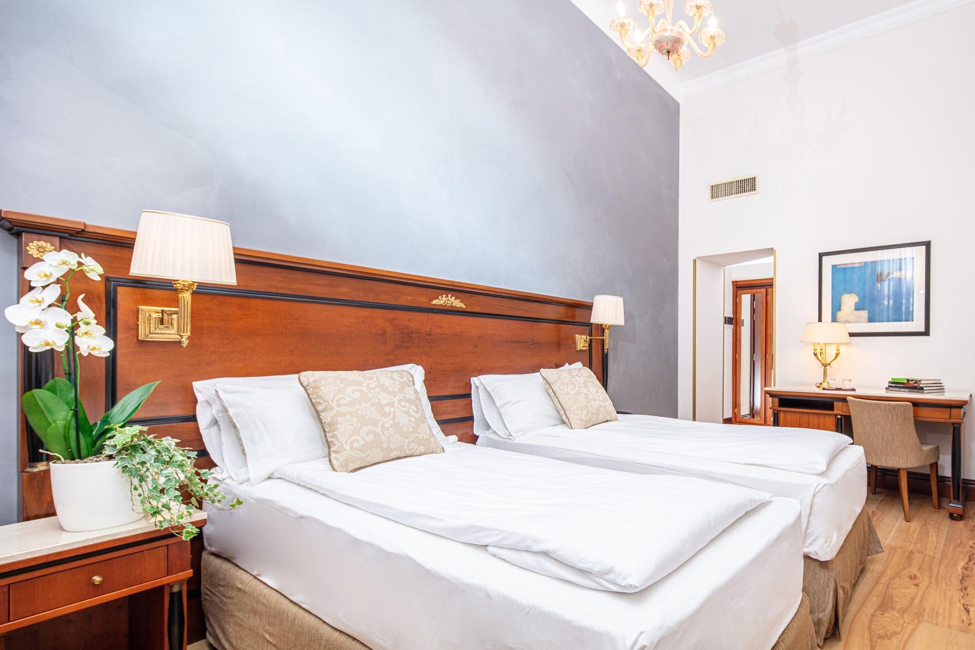 All'angelo Art Hotel