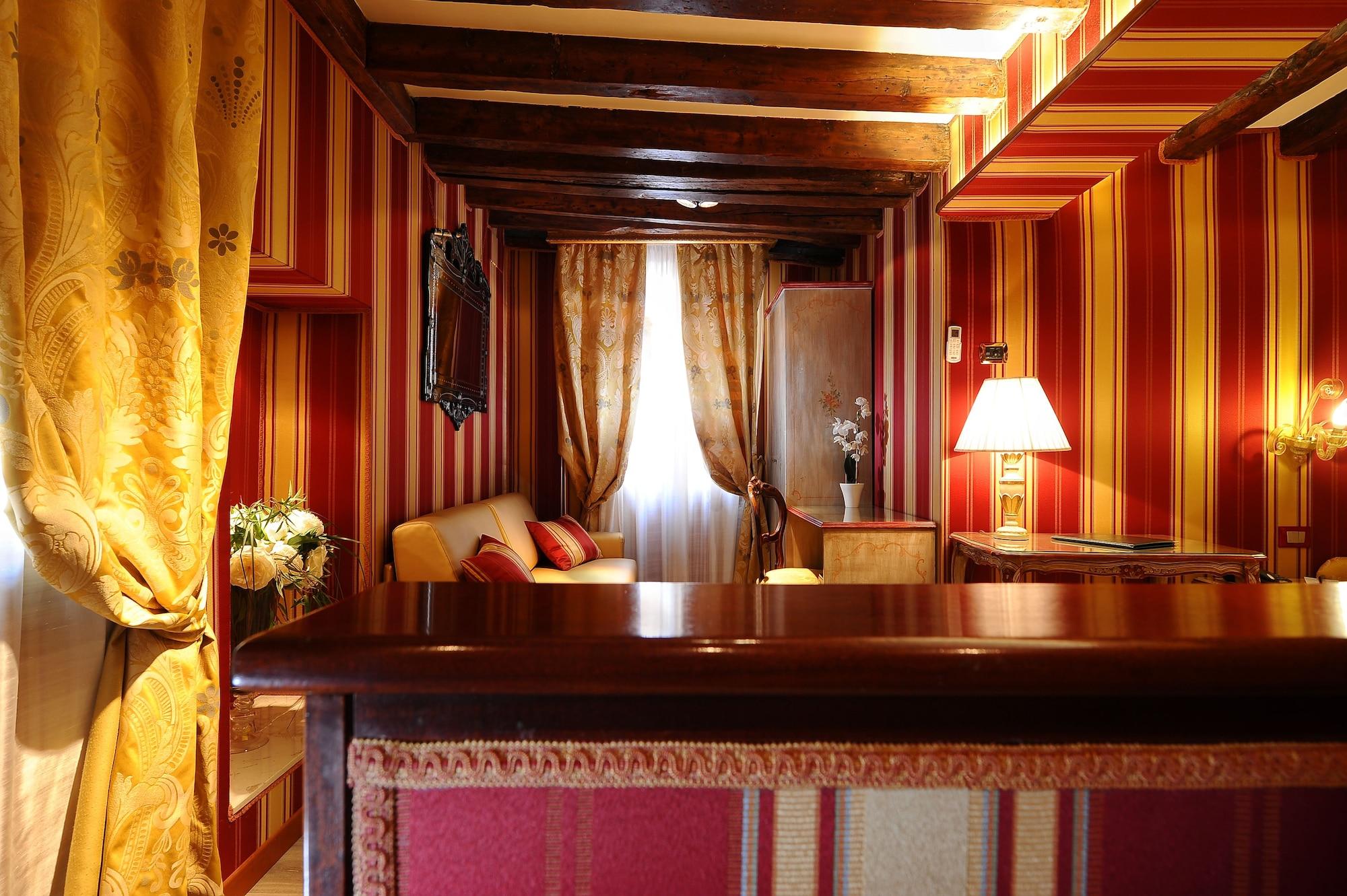 Hotel Ca' Marinella 3*