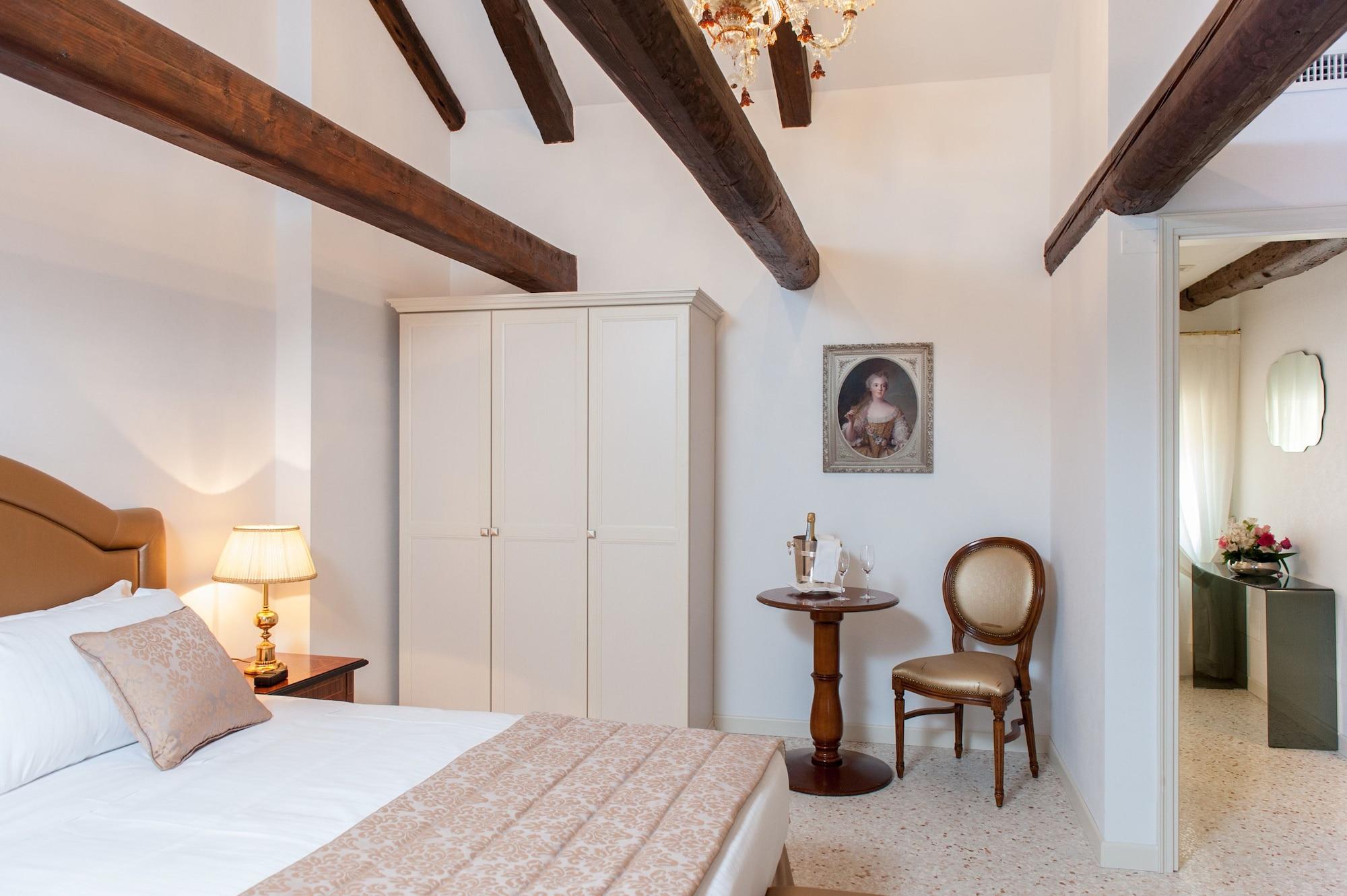 Apartment San Teodoro Palace - Luxury Apartments *