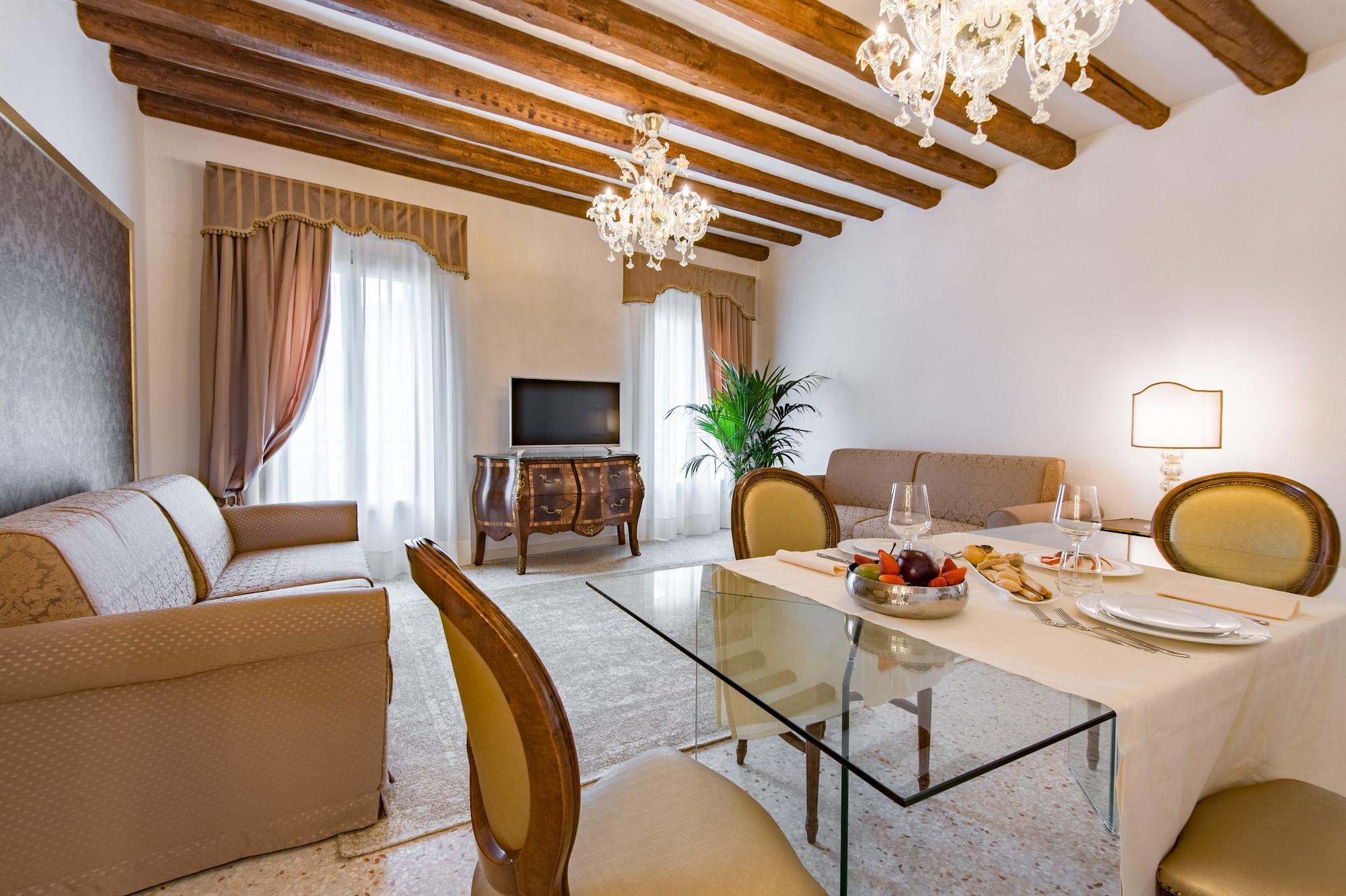 Apartment San Teodoro Palace - Luxury Apartments