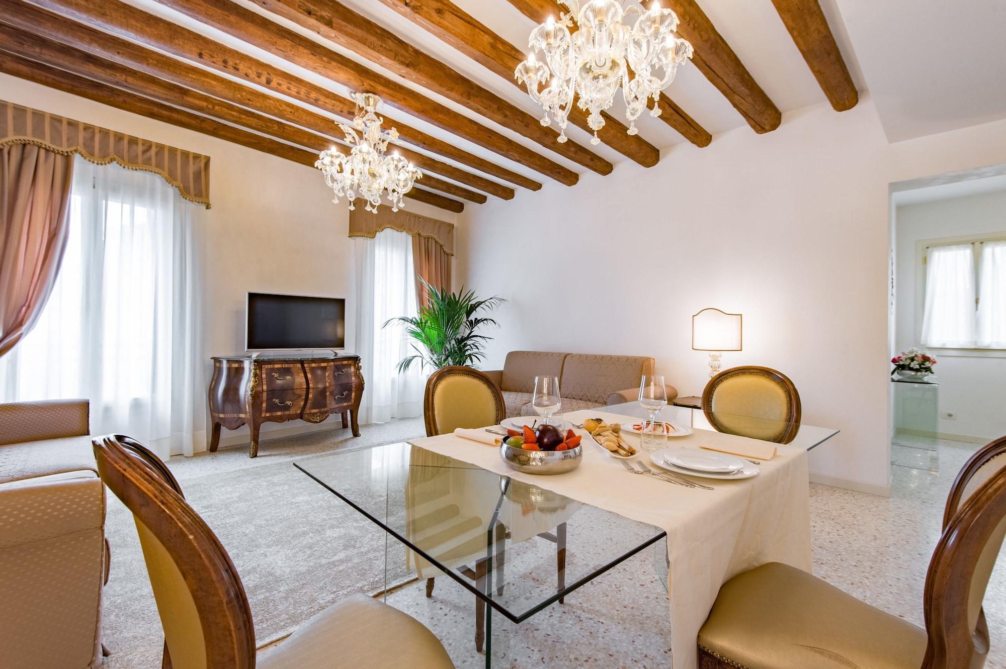 San Teodoro Palace - Luxury Apartments Apartment *