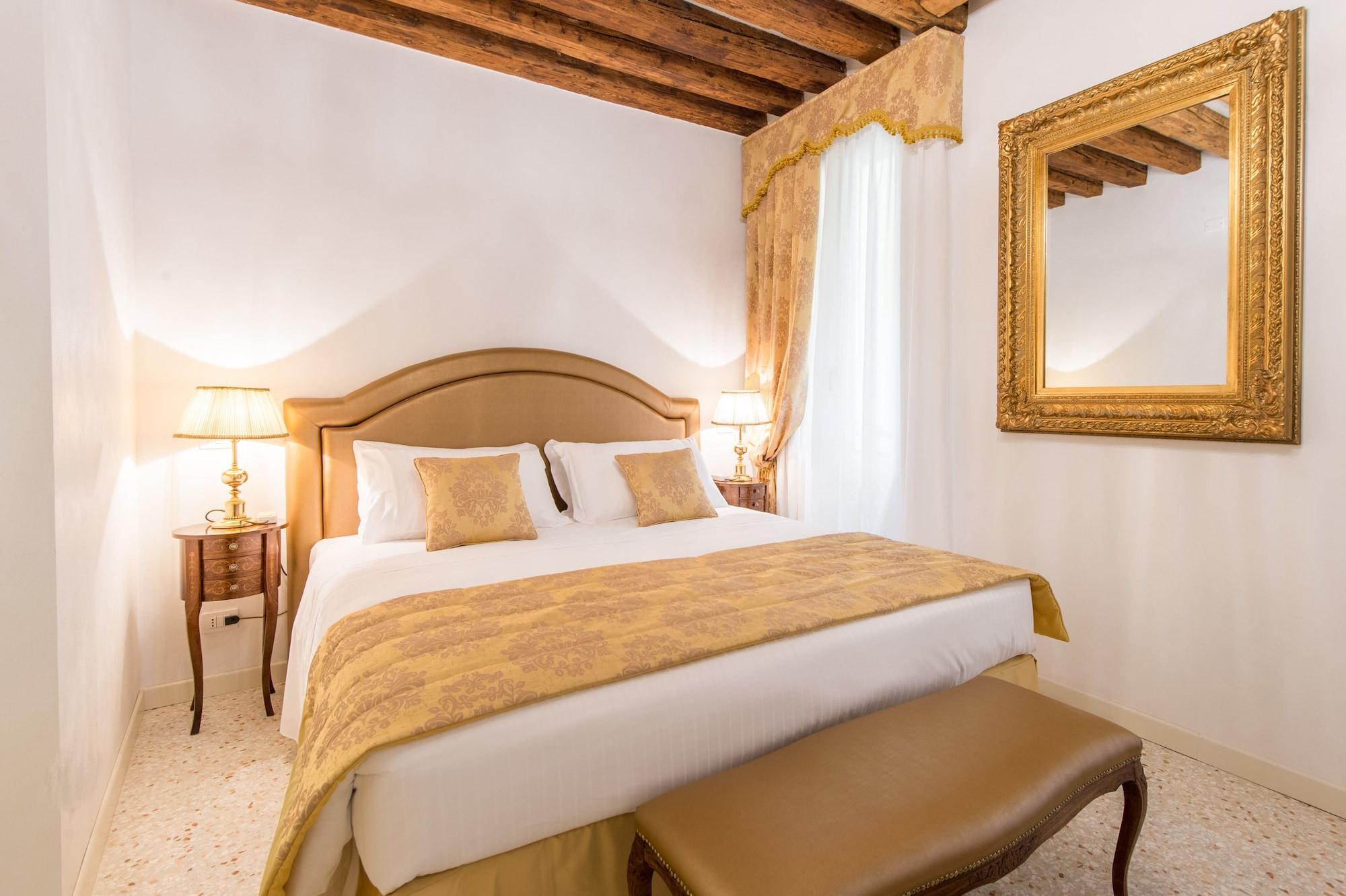 Apartment San Teodoro Palace - Luxury Apartments Venice