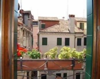 Correr Guest house 3*