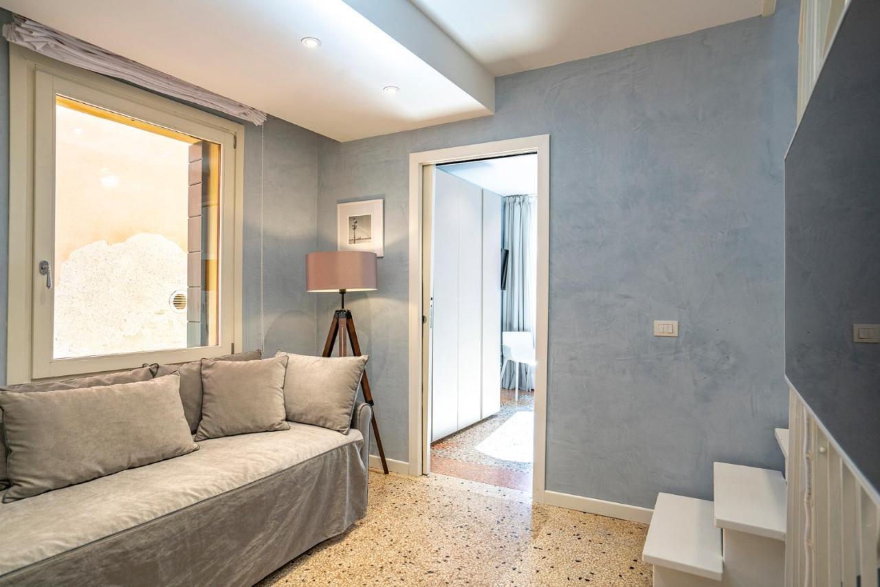 Apartamento Dimora Sant'andrea Canal View Veneza