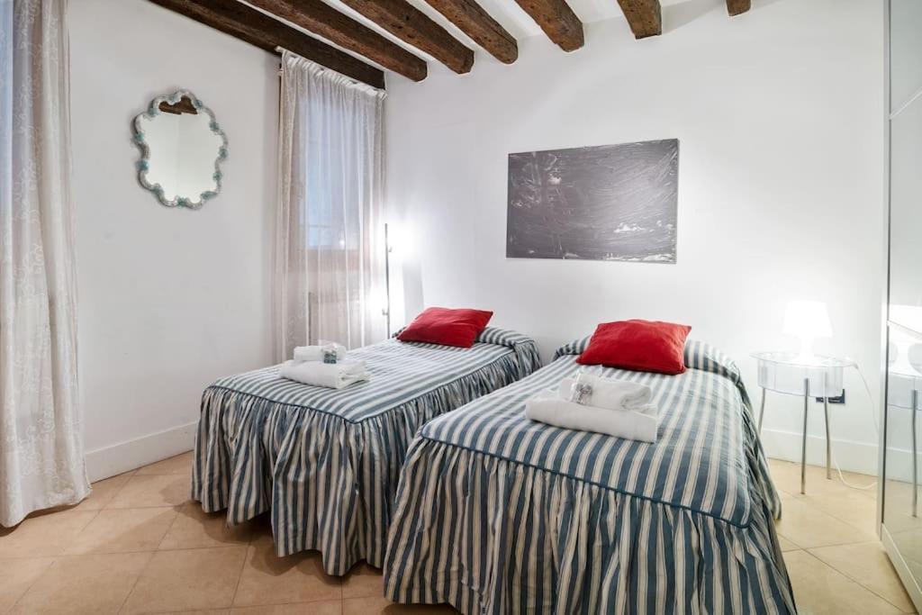 Riva Di Biasio & Sestiere Santa Croce X4 Apartment Venice