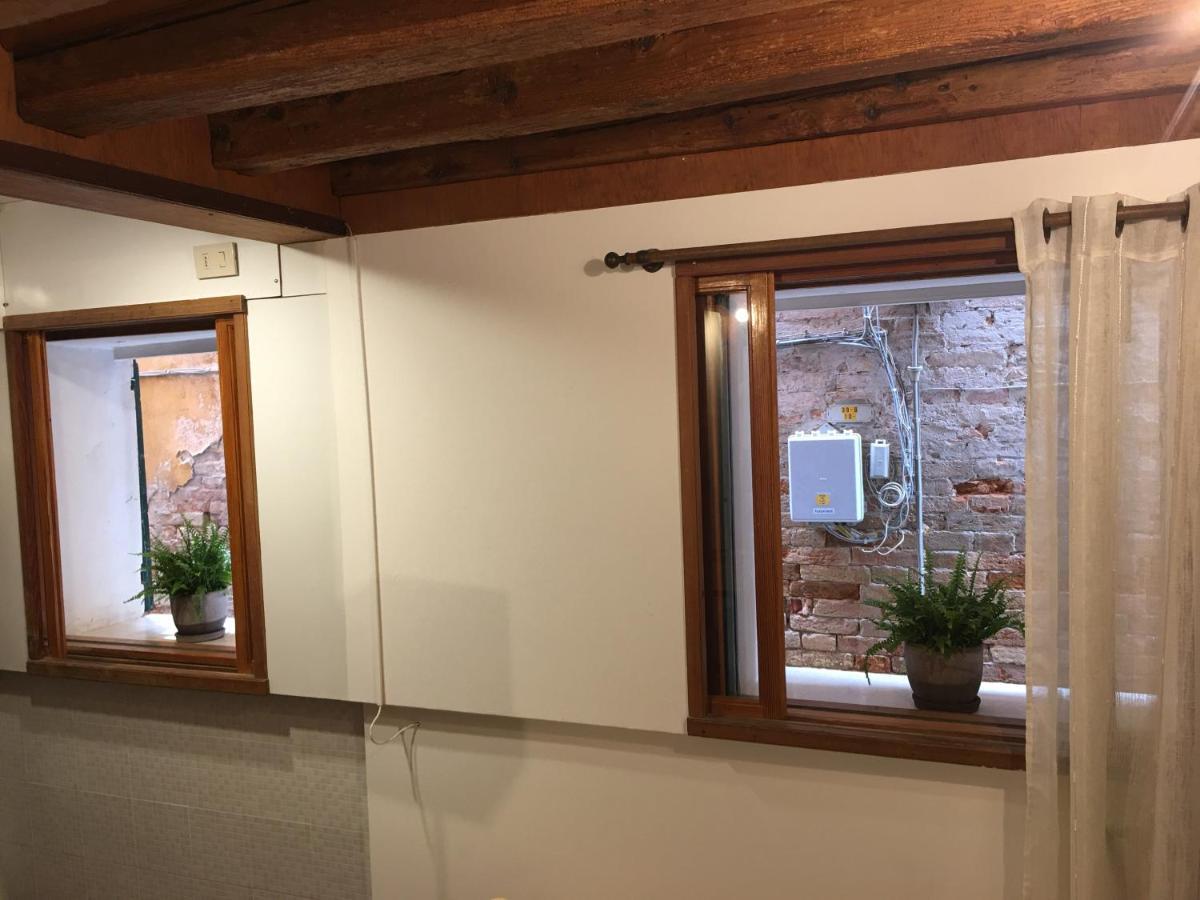 Mezzanino On Canal Appartamento Venezia