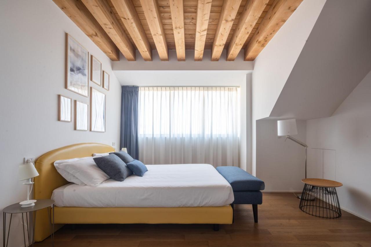 Mazzoni R&r Apartment