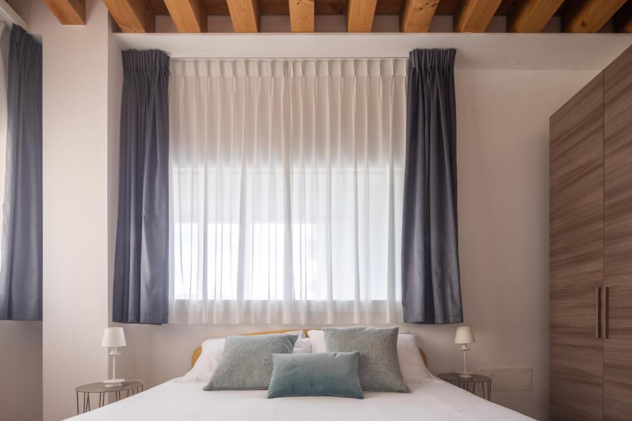 Mazzoni R&r Venice
