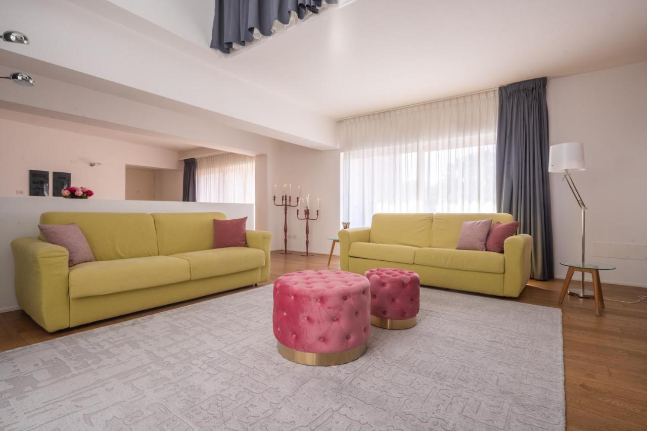 Mazzoni R&r Apartment *