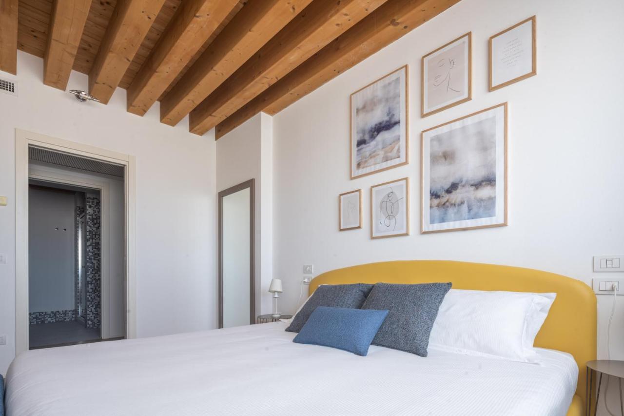 Mazzoni R&r Apartment