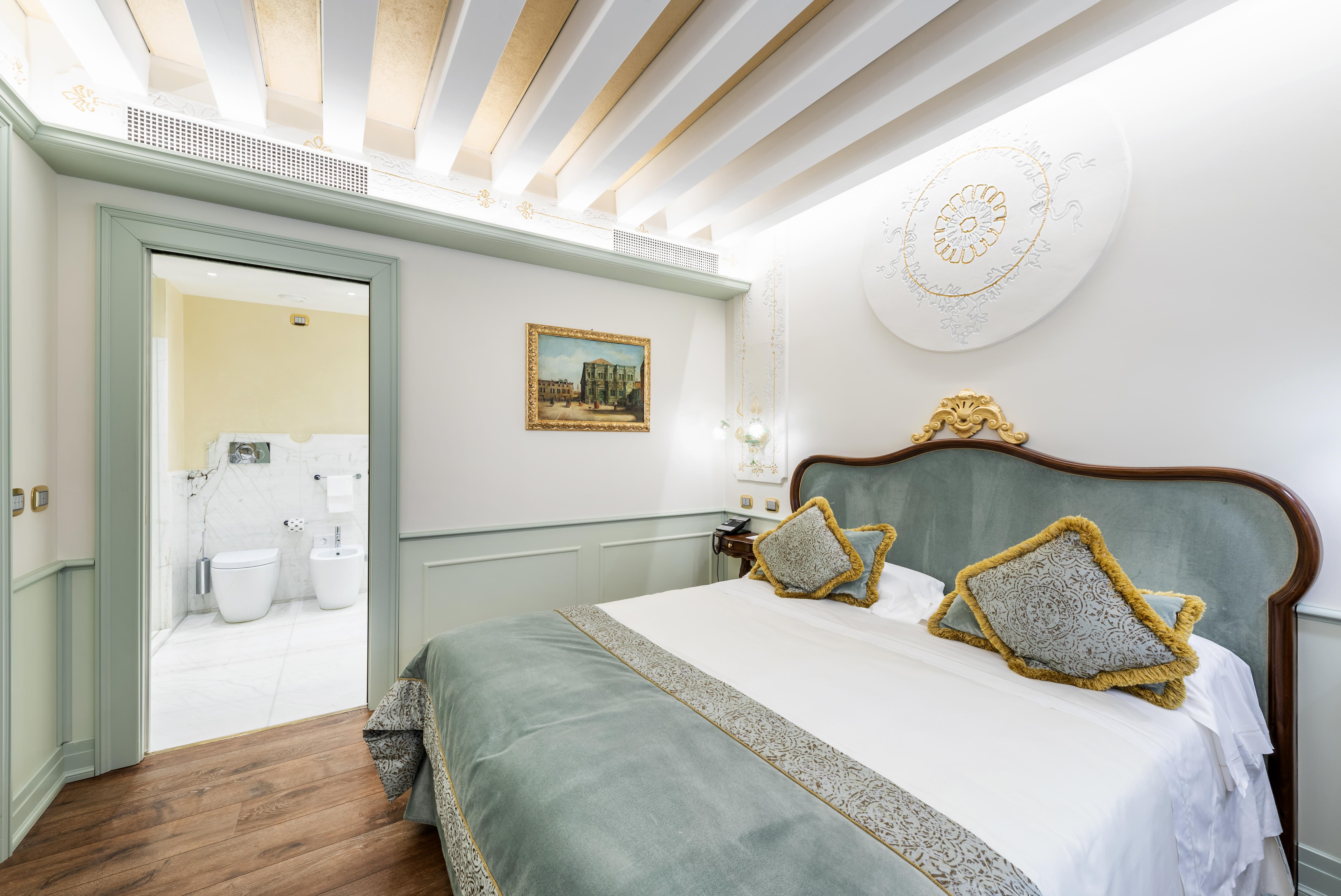 Hotel Monaco & Grand Canal Venice