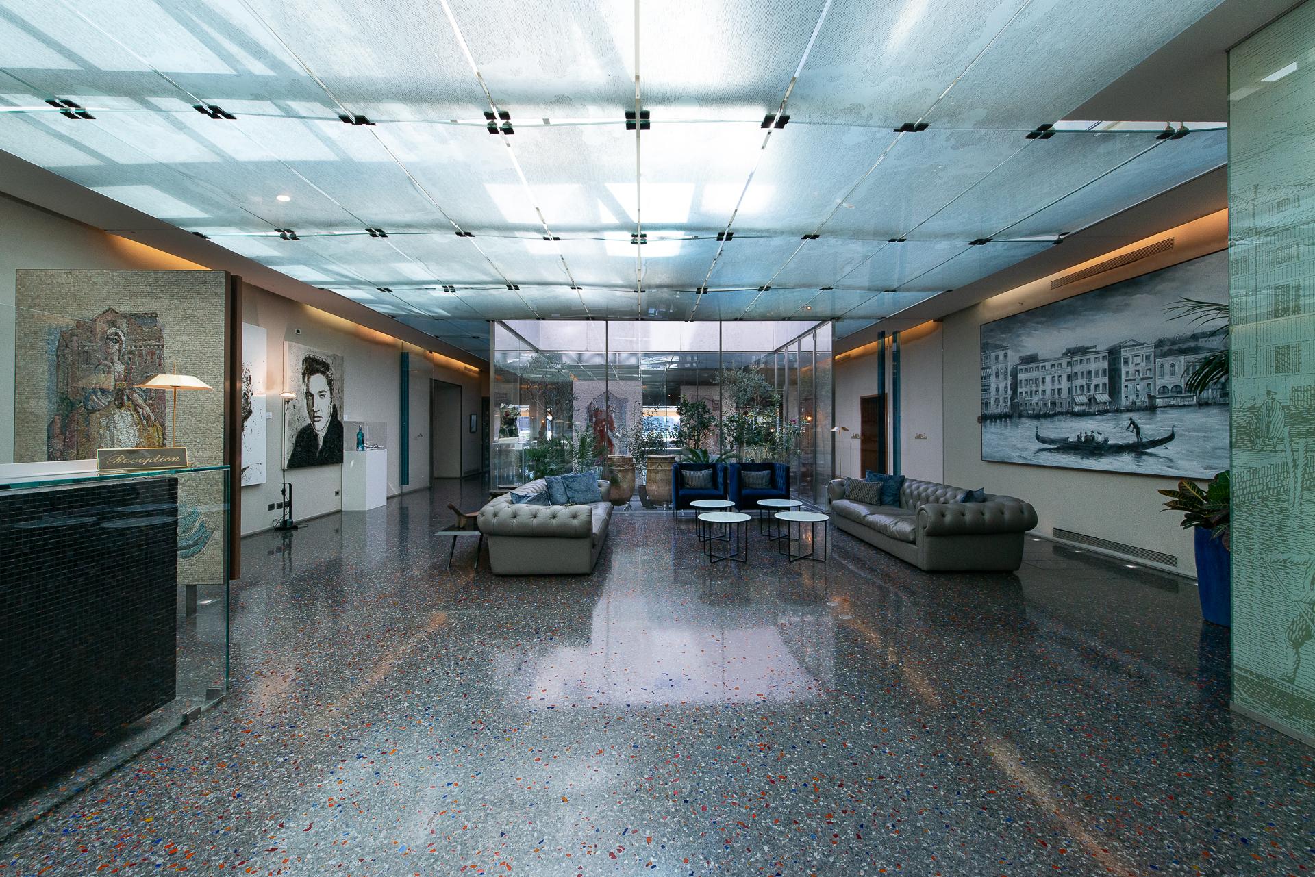 Monaco & Grand Canal Hotel 4*