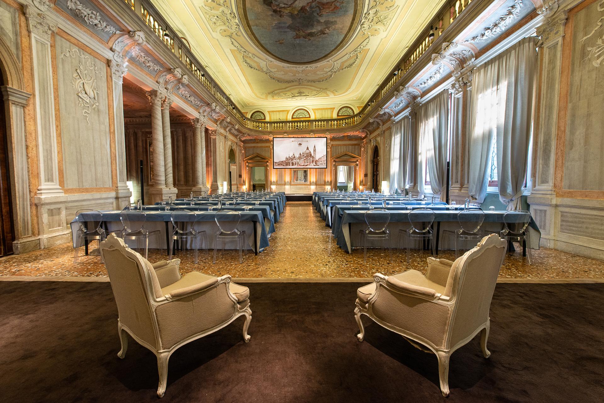 Hotel Monaco & Grand Canal 4*