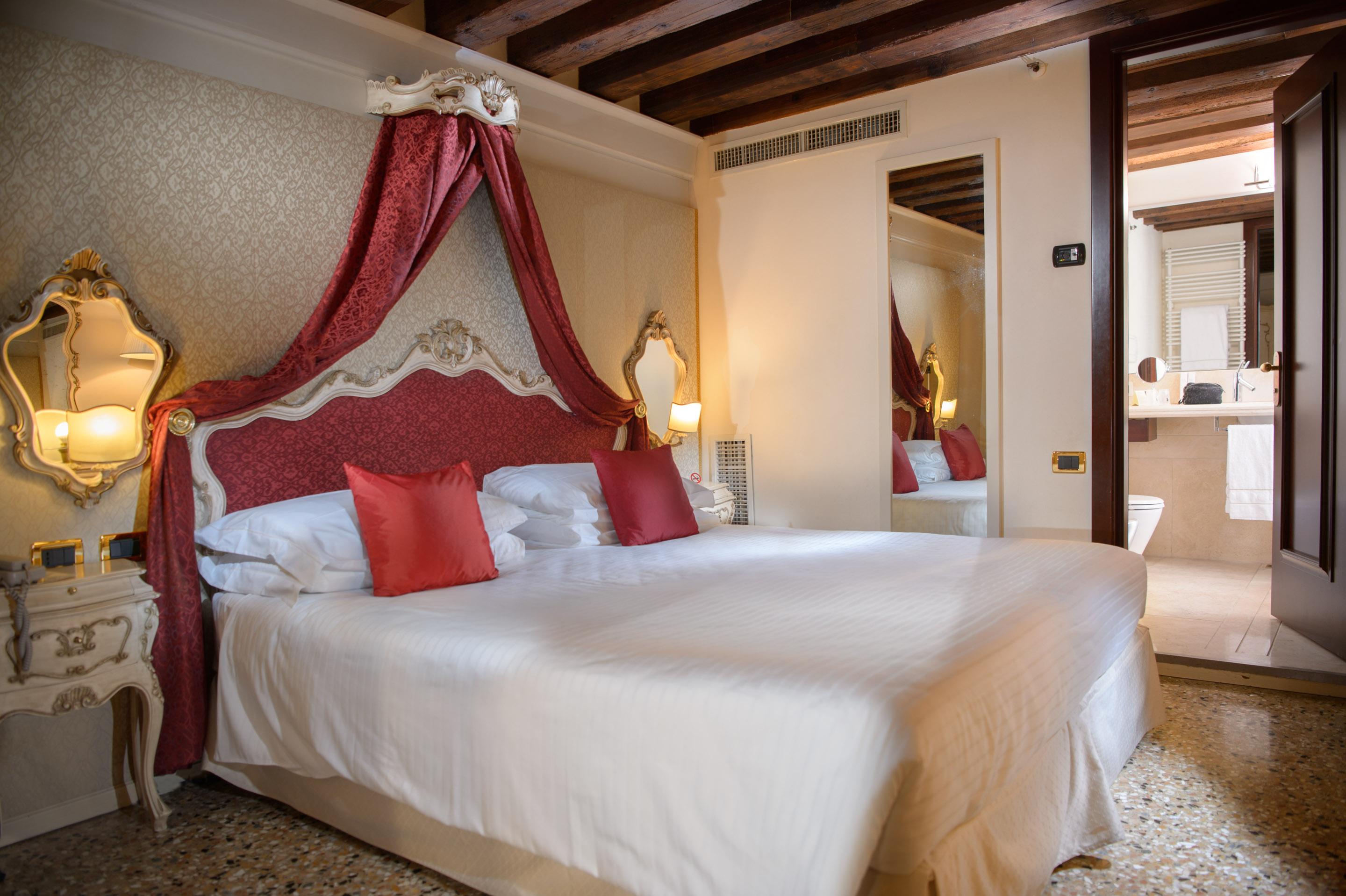 Hotel Ruzzini Palace 4*