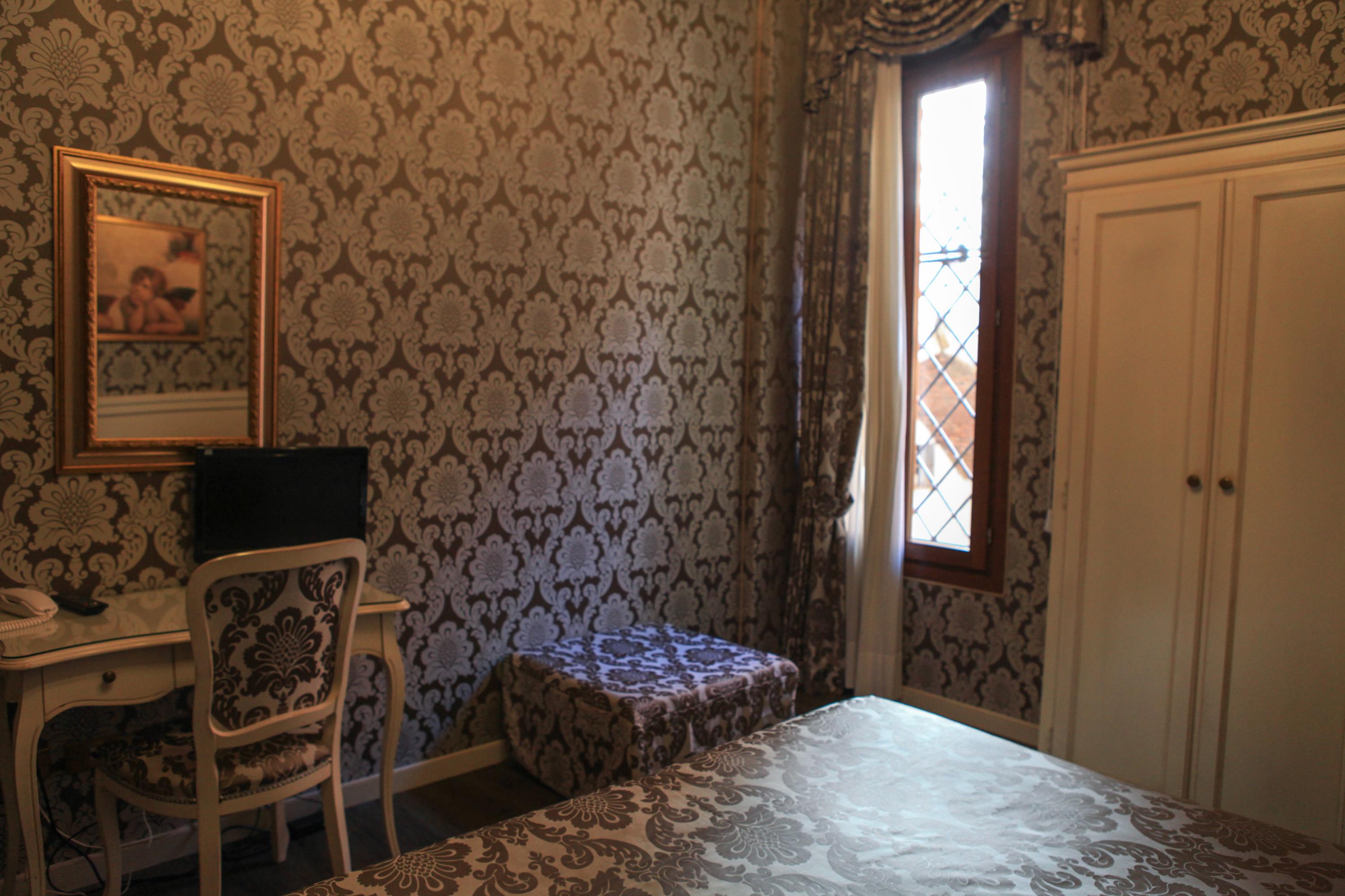 Bridge Hotel 3*