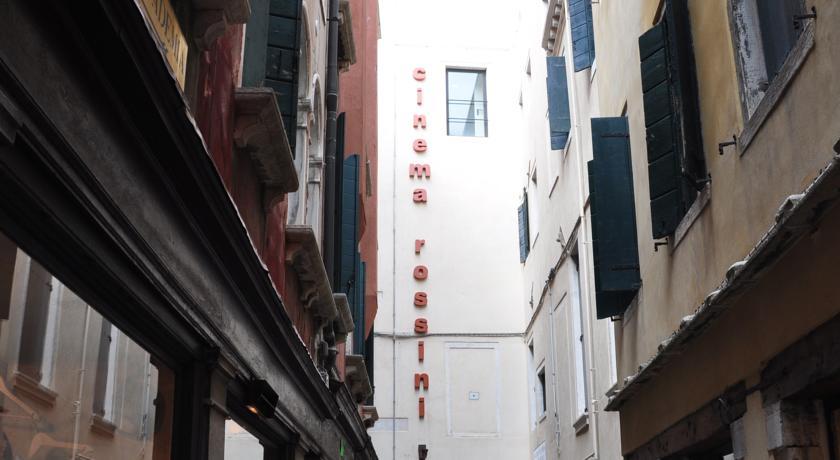 Lanterna Di Marco Polo Bed & Breakfast 3*