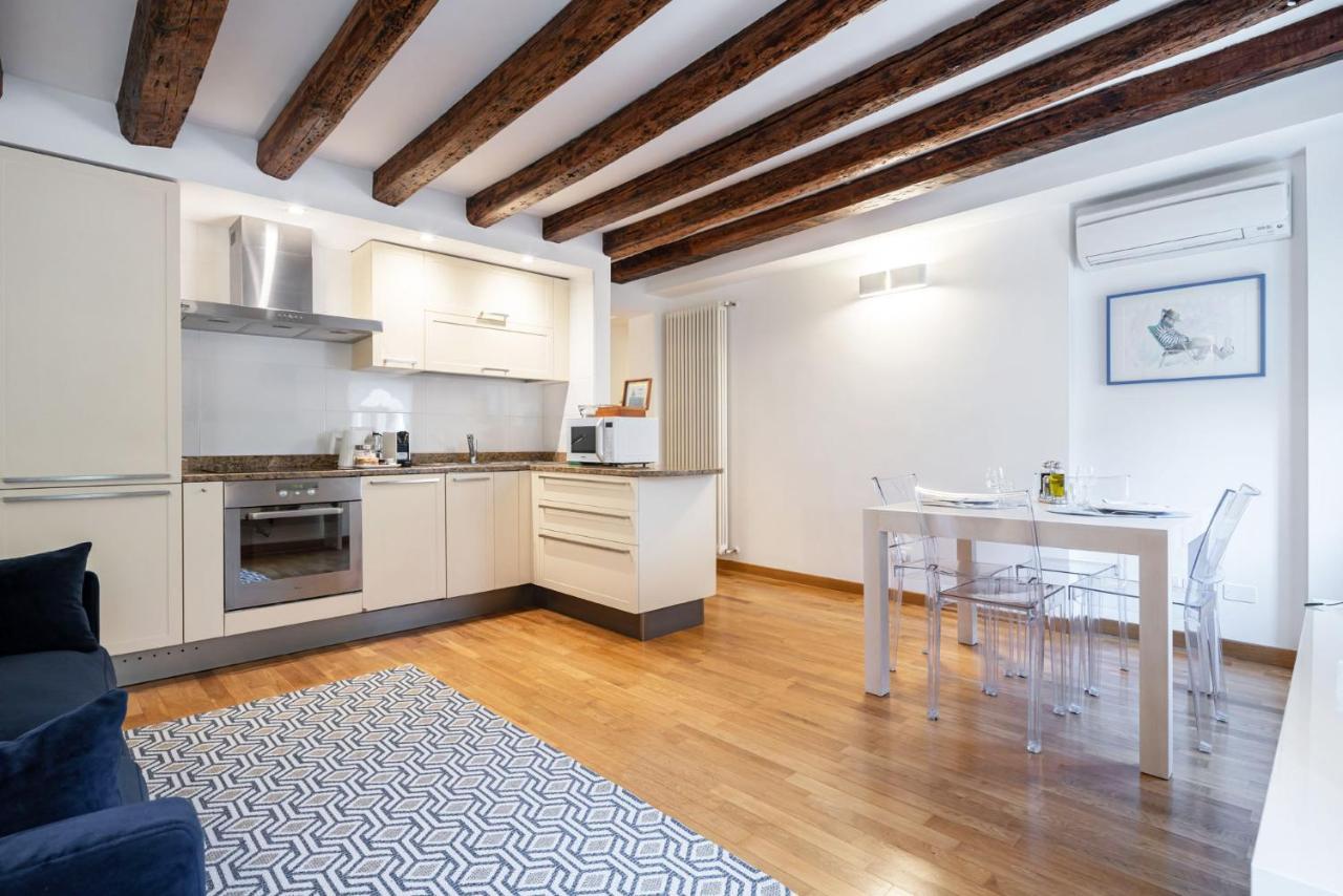 Apartamento Ca' Laura - San Marco Canal View *